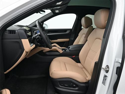 2026 Porsche Cayenne AWD