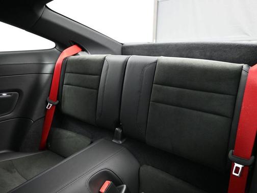 2022 Porsche 911 Carrera 4 GTS