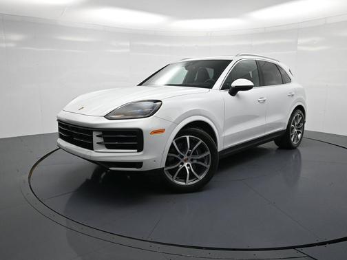 2025 Porsche Cayenne Base