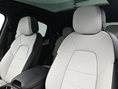 2026 Porsche Cayenne AWD