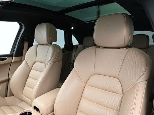 2024 Porsche Macan GTS