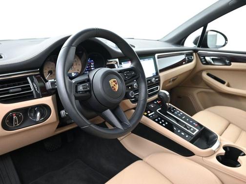 2024 Porsche Macan GTS