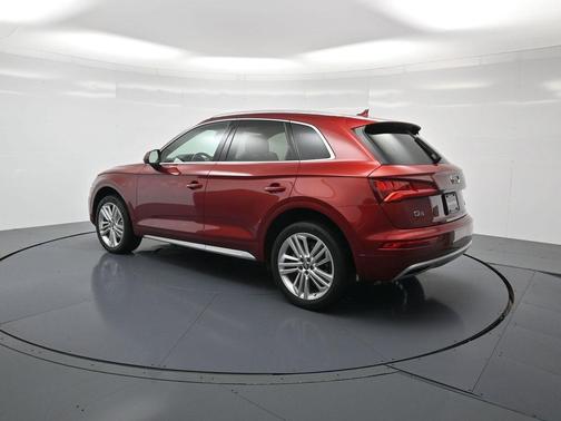 2018 Audi Q5 2.0T Premium Plus
