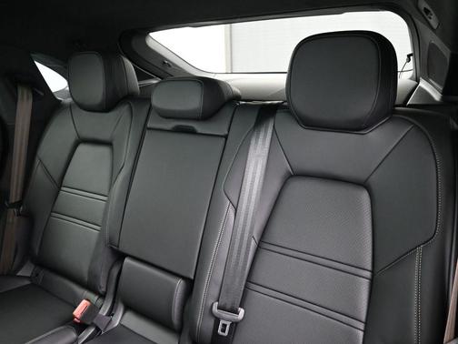 2026 Porsche Cayenne Turbo