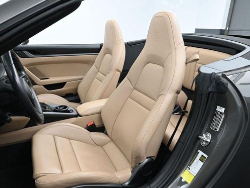 2022 Porsche 911 Carrera S