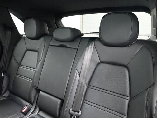2021 Porsche Cayenne S