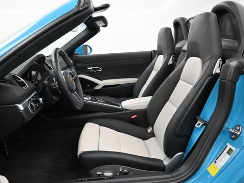 2021 Porsche 718 Boxster S