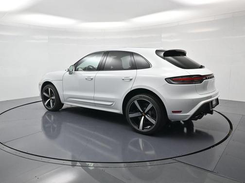 White 2026 Porsche Macan Base