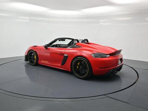 2024 Porsche 718 Spyder RS