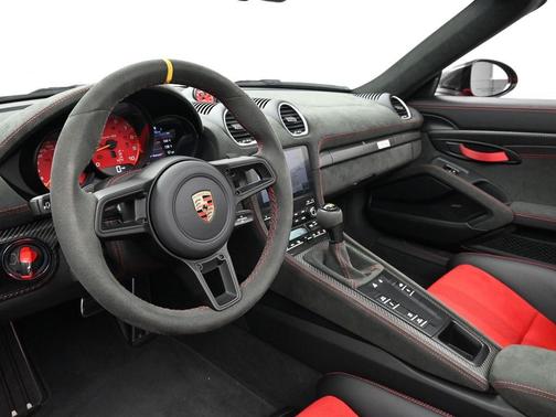 2024 Porsche 718 Spyder RS