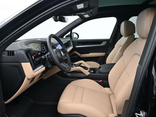 2026 Porsche Cayenne Base