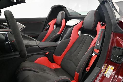 Long Beach Red Metallic Tintcoat 2020 Chevrolet Corvette Stingray w/3LT