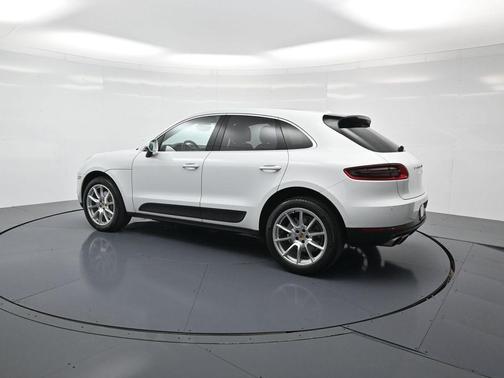 2018 Porsche Macan S