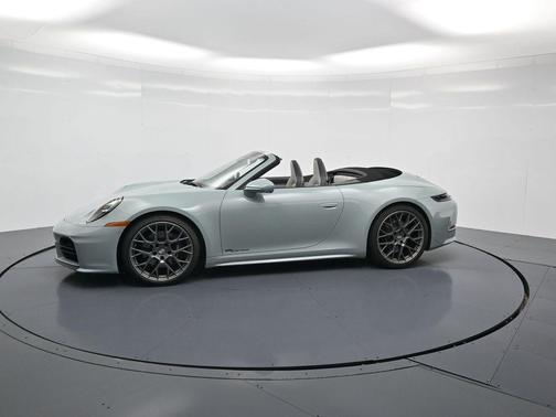 2025 Porsche 911 Carrera