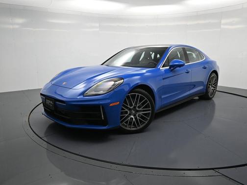 2024 Porsche Panamera 4