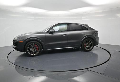 2023 Porsche Cayenne GTS