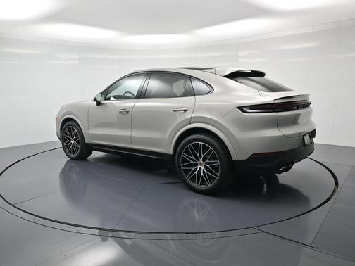 2026 Porsche Cayenne AWD