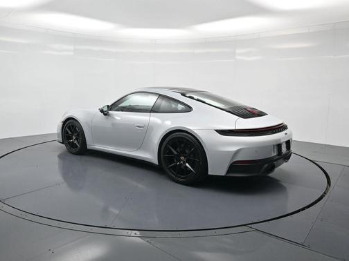 2025 Porsche 911 Carrera T