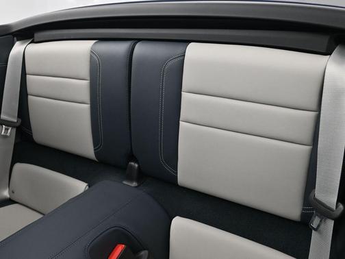 2024 Porsche 911 Carrera