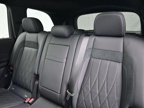 2026 Mercedes-Benz AMG GLS 63 Base