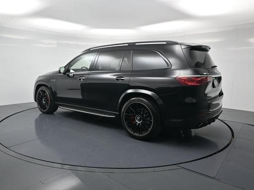 2026 Mercedes-Benz AMG GLS 63 Base