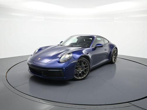 2020 Porsche 911 Carrera