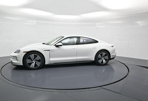 2026 Porsche Taycan 4