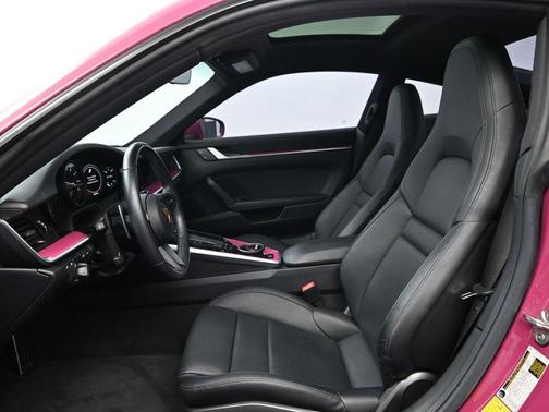 2024 Porsche 911 Carrera