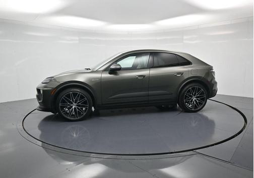 Green 2026 Porsche Macan 4