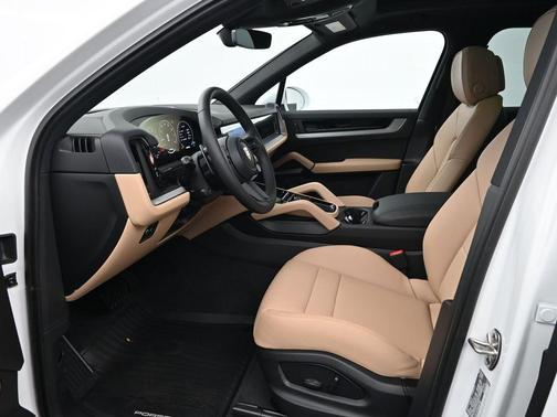 2026 Porsche Cayenne Base