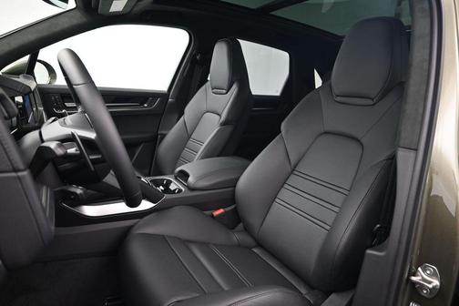 PAINT TO SAMPLE 2026 Porsche Cayenne GTS