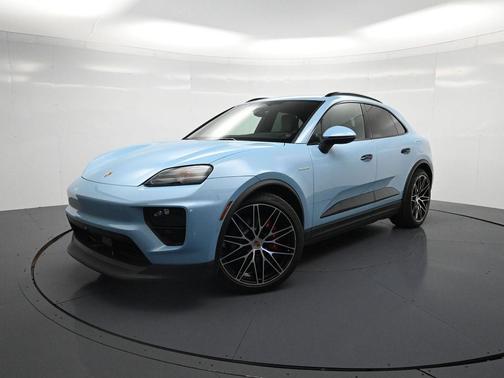 2025 Porsche Macan 4S