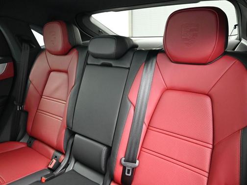 2026 Porsche Cayenne AWD