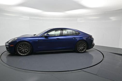 2026 Porsche Panamera Turbo