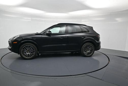 2022 Porsche Cayenne 
