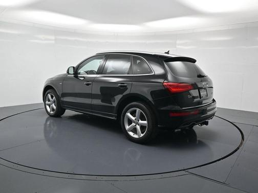 2017 Audi Q5 2.0T Premium Plus