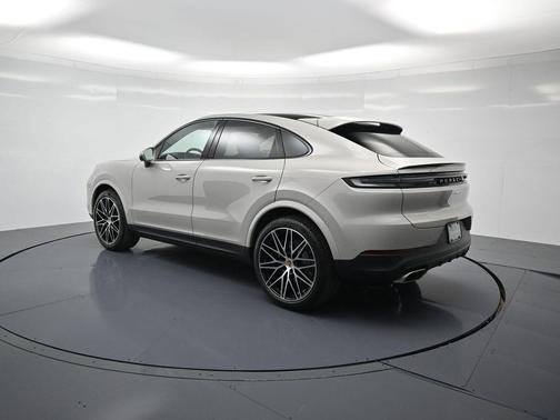 2026 Porsche Cayenne AWD