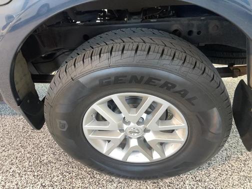 Arctic Blue Metallic 2019 Nissan Frontier SV