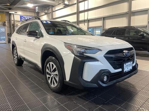 2023 Subaru Outback Premium