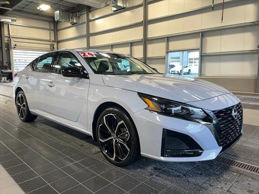 2024 Nissan Altima SR Intelligent AWD