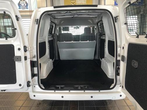 2021 Nissan NV200 SV