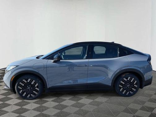 2026 Nissan Leaf PLATINUM+