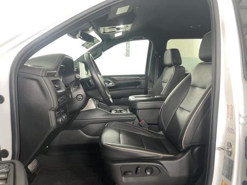 Summit White 2023 Chevrolet Suburban Premier