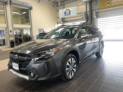 Magnetite Gray Metallic 2025 Subaru Outback Touring