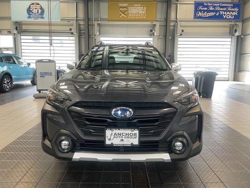 Magnetite Gray Metallic 2025 Subaru Outback Touring