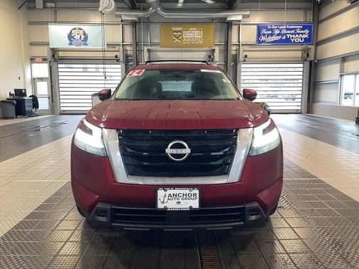 2024 Nissan Pathfinder SV PREMIUM 4X4