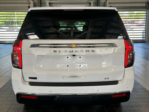 Summit White 2024 Chevrolet Suburban LT