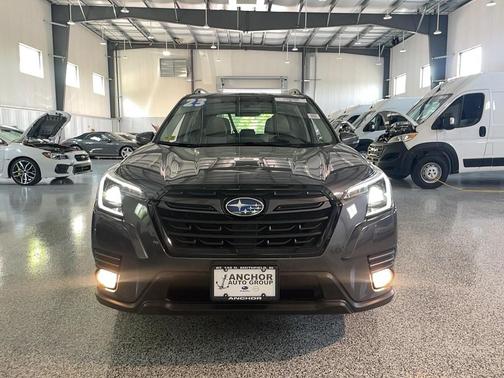 Magnetite Gray Metallic 2023 Subaru Forester Limited