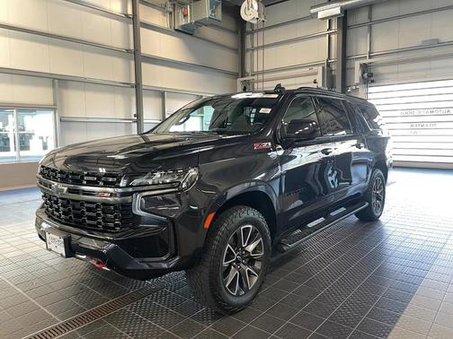 2022 Chevrolet Suburban 4WD Z71