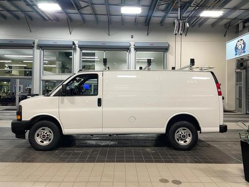 2023 GMC Savana 2500 Work Van